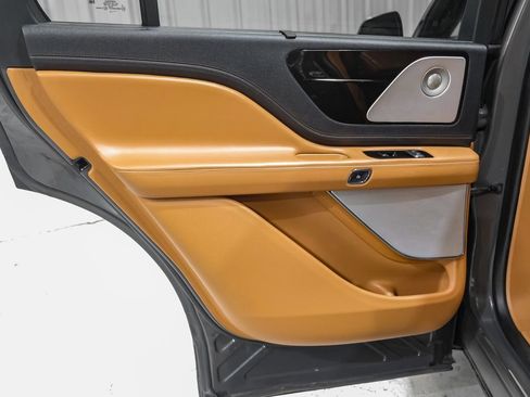 Used 2020 Lincoln Aviator Black Label Grand Touring w/ Class IV Trailer Tow Package image 48