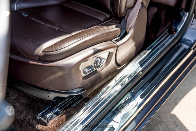 Used 2016 Rolls-Royce Wraith RWD image 35