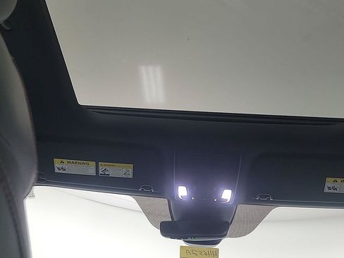 Certified 2025 Honda Pilot TrailSport image 21