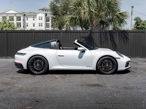 Used 2024 Porsche 911 Targa 4S AWD/4WD image 2