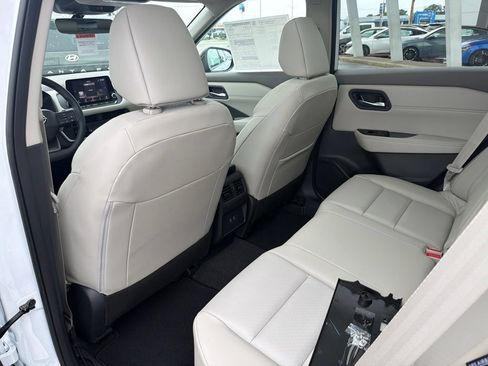 New 2026 Nissan Rogue Dark Armor AWD/4WD image 16