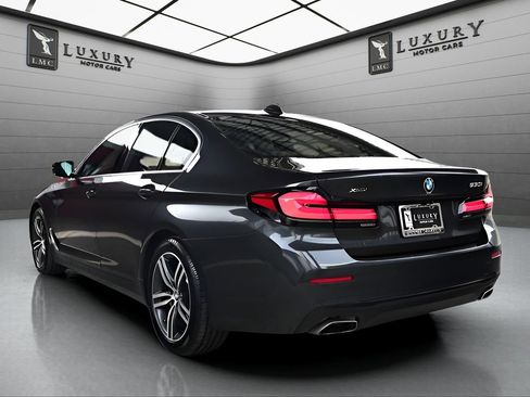 Used 2023 BMW 530i xDrive w/ Premium Package AWD/4WD image 6