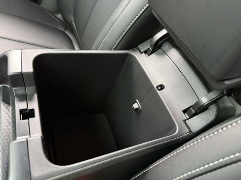 New 2025 Jeep Grand Cherokee L Limited image 36