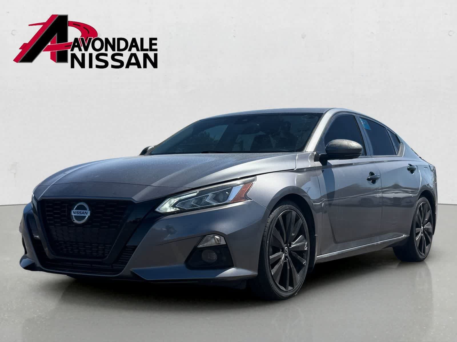 Certified 2019 Nissan Altima 2.0 Platinum FWD image 2