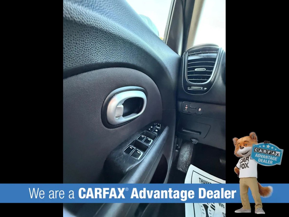 Used 2018 Kia Soul FWD image 58