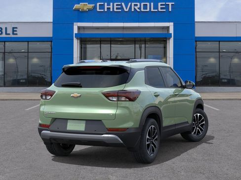 New 2026 Chevrolet TrailBlazer LT w/ LT Cold Weather Package AWD/4WD image 4