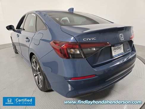 Certified 2025 Honda Civic Sport Touring image 4