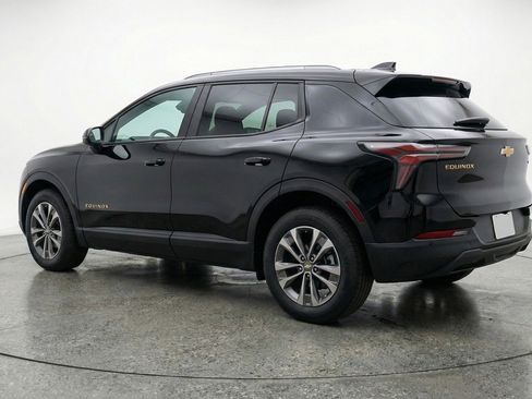 Used 2025 Chevrolet Equinox LT image 6