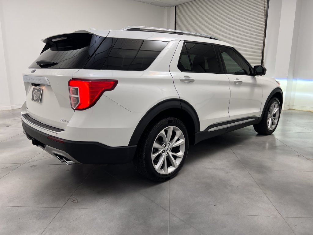 Used 2023 Ford Explorer Platinum w/ Technology Package AWD/4WD image 9