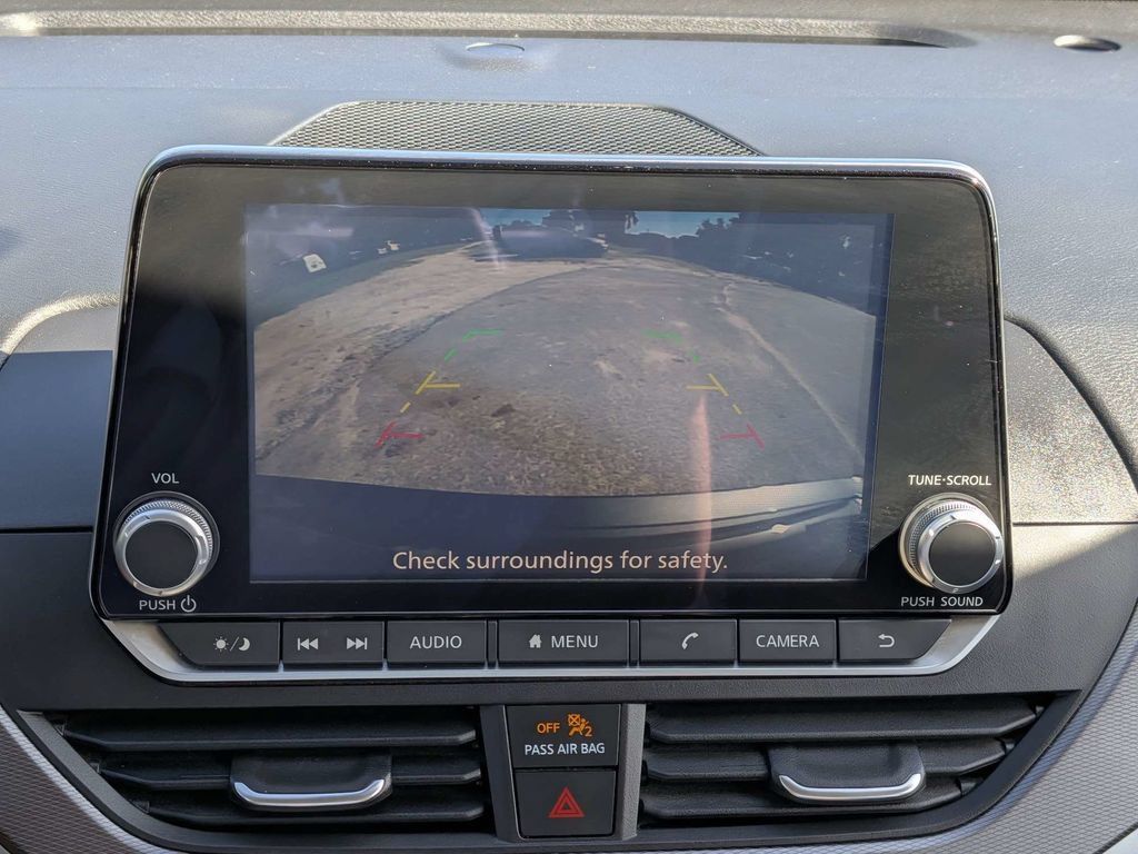 Used 2025 Nissan Altima 2.5 SR FWD image 26
