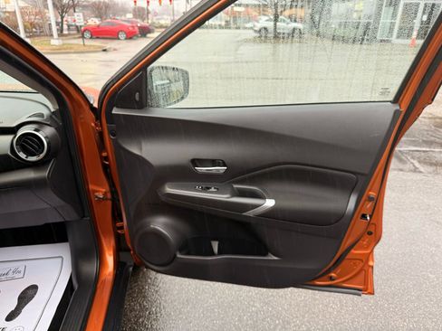 Used 2023 Nissan Kicks SV image 13