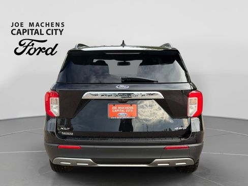 Used 2023 Ford Explorer XLT w/ Equipment Group 202A AWD/4WD image 6