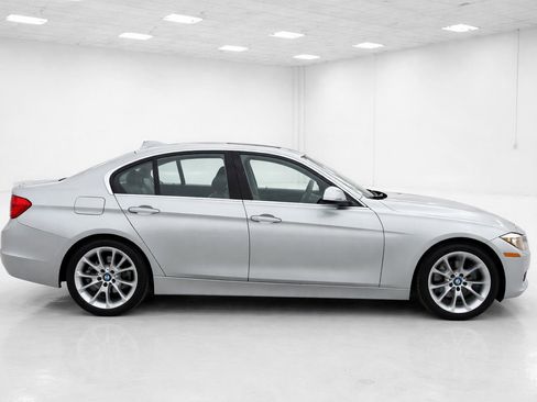 Used 2015 BMW 320i Sedan image 5