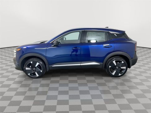 New 2026 Nissan Kicks SR image 5