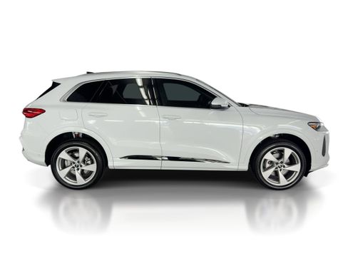 New 2025 Audi Q5 Premium Plus image 8
