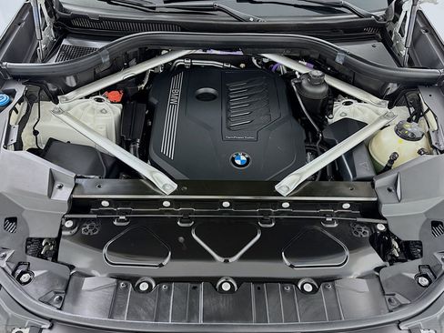 Used 2023 BMW X5 sDrive40i w/ M Sport Package image 10
