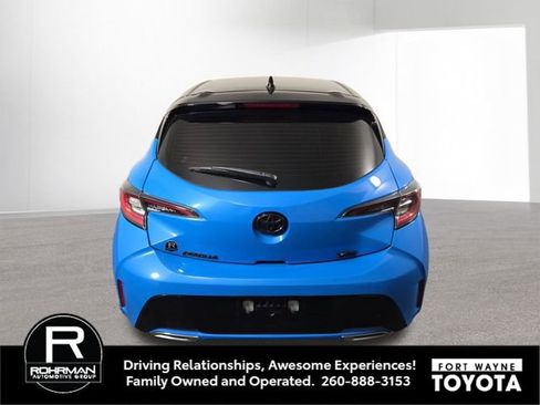 Used 2021 Toyota Corolla XSE FWD image 8