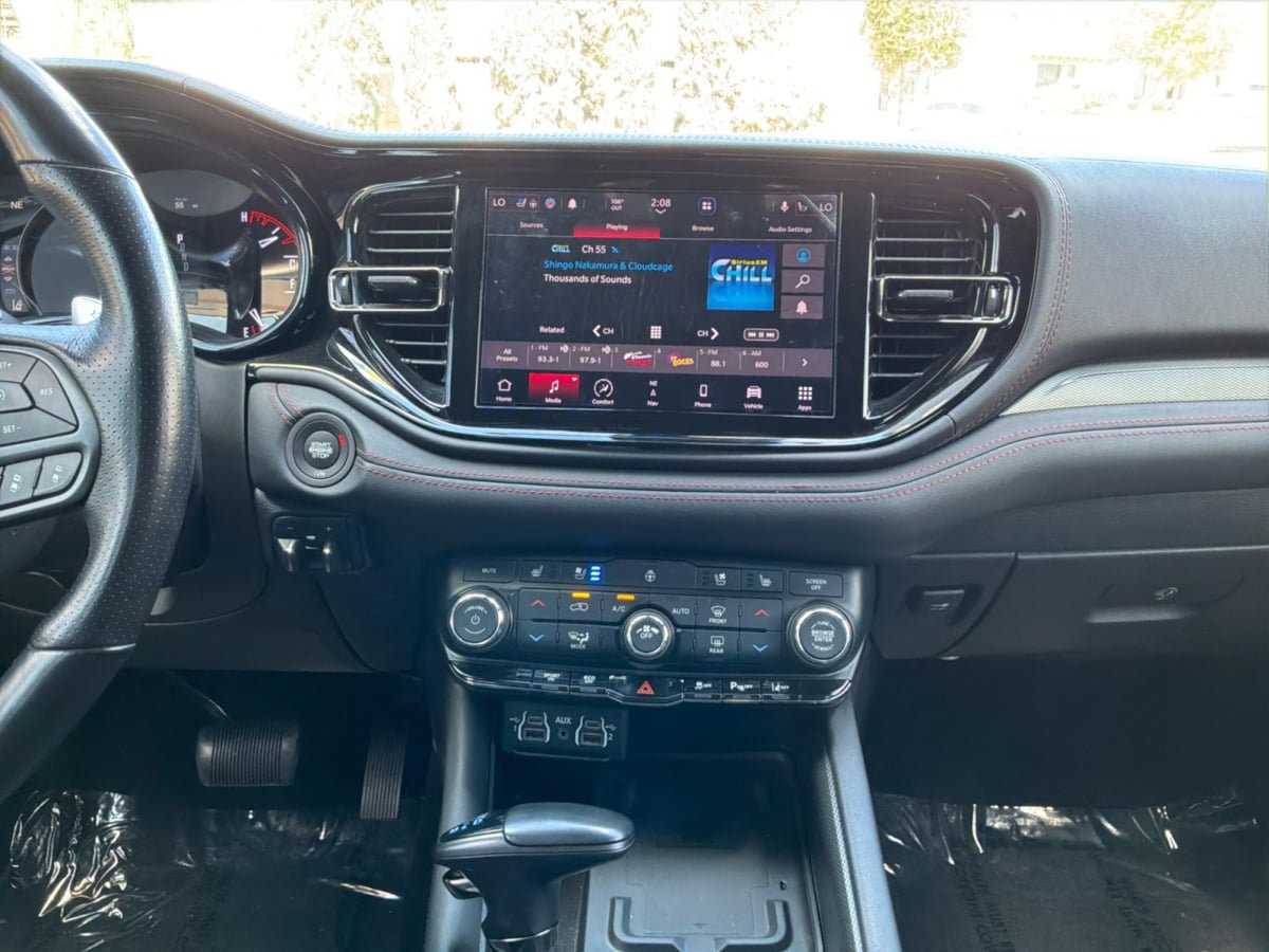 Used 2022 Dodge Durango R/T RWD image 15