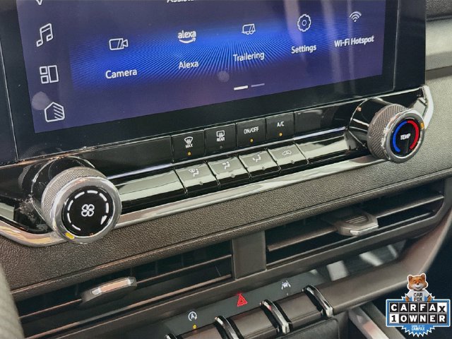 Used 2024 Chevrolet Colorado W/T w/ WT Convenience Package RWD image 16