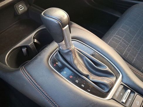 Used 2025 Honda HR-V Sport image 15