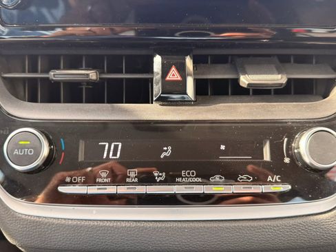 Used 2023 Toyota Corolla LE image 24