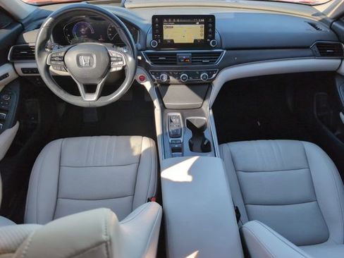 Used 2020 Honda Accord Touring image 28