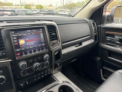 Used 2018 RAM 2500 Laramie w/ Sport Appearance Group AWD/4WD image 26