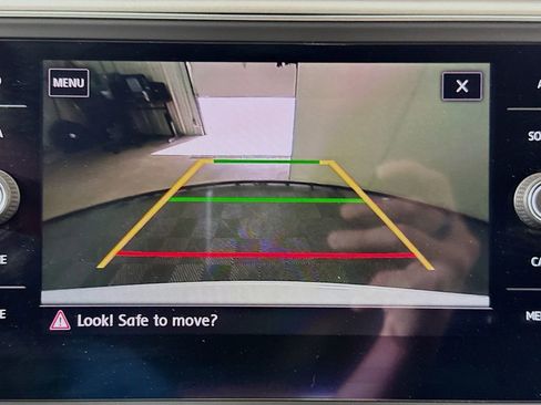 Used 2019 Volkswagen Atlas SE w/ Towing Package image 13