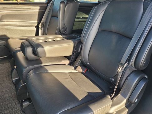 Used 2024 Honda Odyssey Touring image 15