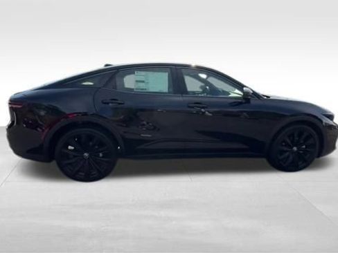 New 2026 Toyota Crown Nightshade image 12