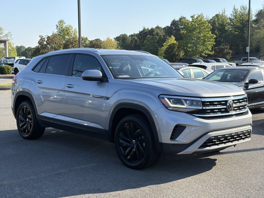 Used 2023 Volkswagen Atlas Cross Sport SE FWD image 7