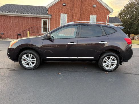 Used 2012 Nissan Rogue SV image 8