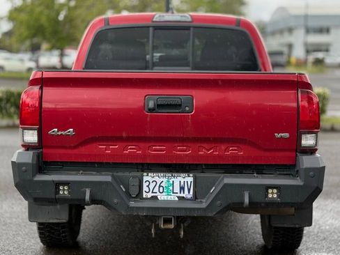 Used 2019 Toyota Tacoma SR w/ SR Convenience Package AWD/4WD image 4