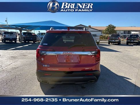 Used 2023 GMC Acadia AT4 w/ Technology Package image 6