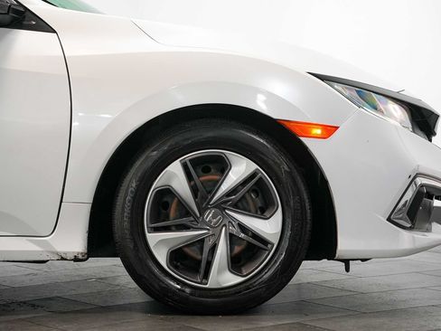 Used 2019 Honda Civic LX image 9