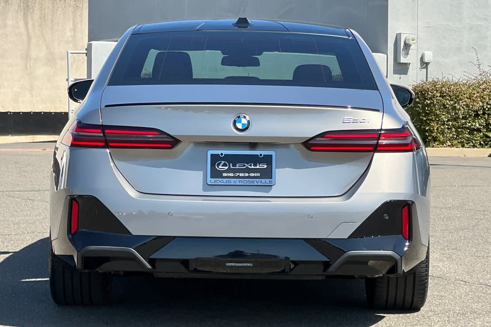 Used 2024 BMW 530i w/ Executive Package RWD image 8