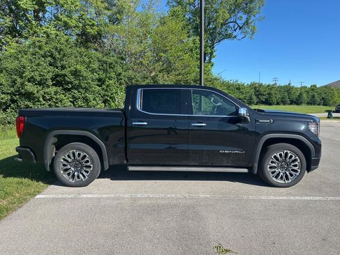 Used 2024 GMC Sierra 1500 Denali Ultimate AWD/4WD image 3