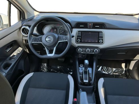 Used 2020 Nissan Versa SV w/ Trunk Package FWD image 14