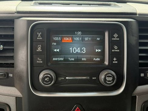 Used 2018 RAM 2500 Tradesman w/ Chrome Appearance Group AWD/4WD image 18