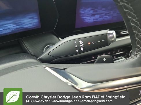 Used 2026 Chevrolet Equinox LT FWD image 29