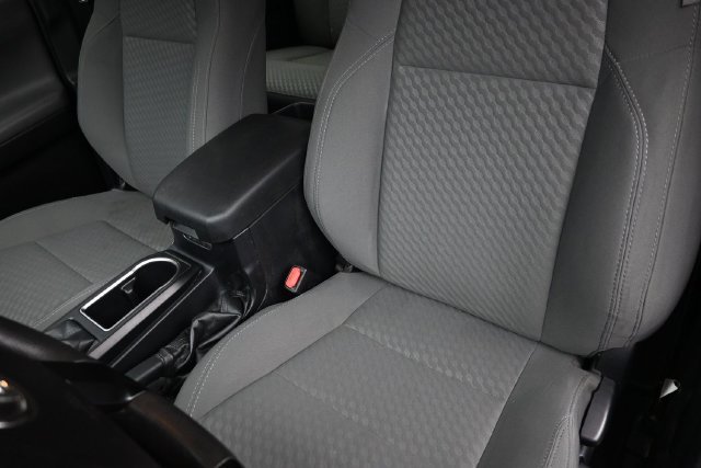 Used 2021 Toyota Tacoma SR AWD/4WD image 18