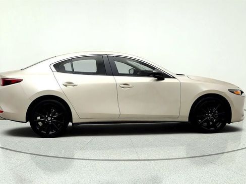 Used 2025 MAZDA MAZDA3 s FWD image 4