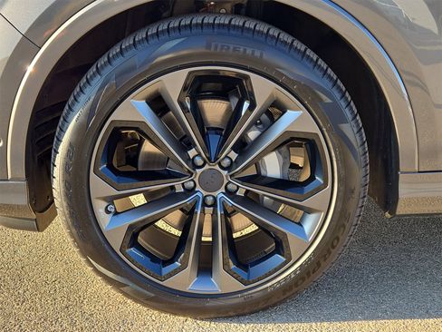 New 2026 Audi Q7 3.0T Premium Plus image 11