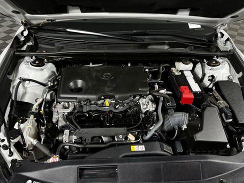 Used 2023 Toyota Camry XSE image 9