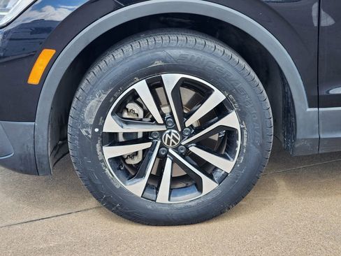 Used 2024 Volkswagen Tiguan S image 10