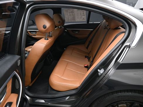 Used 2016 BMW 340i xDrive Sedan image 29