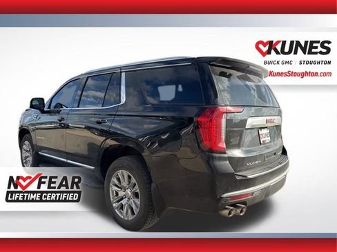 Used 2023 GMC Yukon Denali w/ LPO, Floor Liner Package image 9