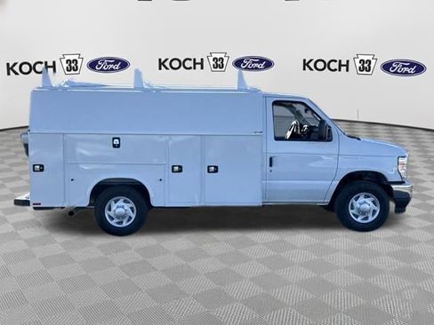 New 2026 Ford E-350 and Econoline 350 Super Duty w/ Power Equipment Group RWD image 7