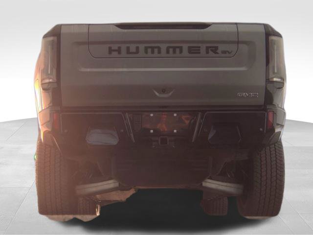 Used 2026 GMC Hummer EV 4x4 Crew Cab w/ Carbon Fiber Edition Package image 7