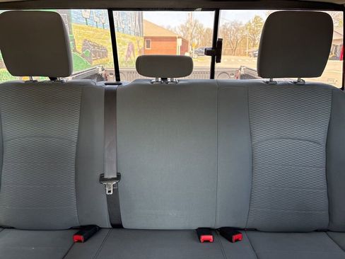 Used 2019 RAM 1500 Classic SLT image 17